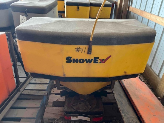 Cincinnati OH - Snow EX Hitch Mounted Salt Spreader