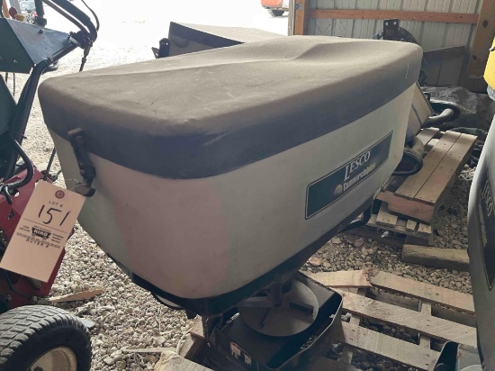Cincinnati OH - Lesco Mini Load Hitch Mounted Salt Spreader
