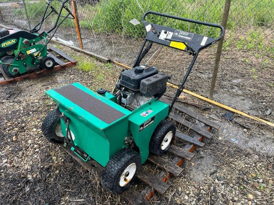 Marion OH - Lesco Slit Seeder