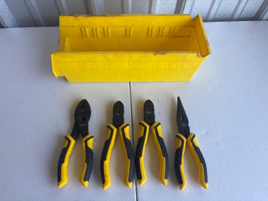 Stanley Plier Set