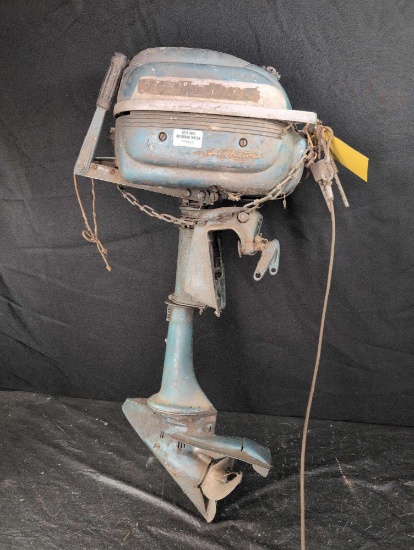 Evinrude Lighting 3hp outboard boat motor