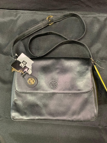Ladies Giani Bernini handbag
