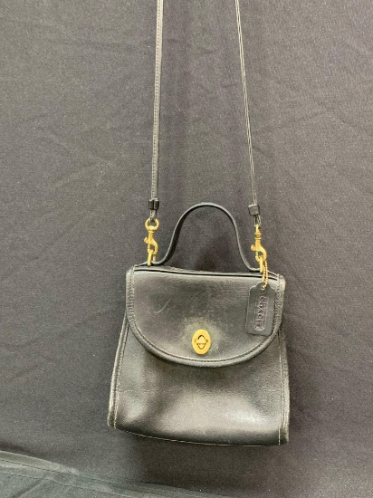Ladies Coach Regina Crossbody leather bag