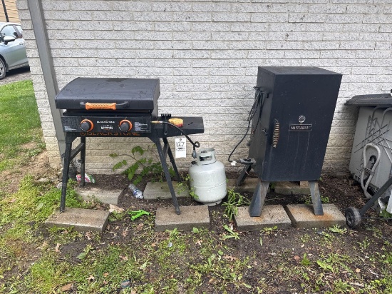 Blackstone grill and Masterbuilt smoker