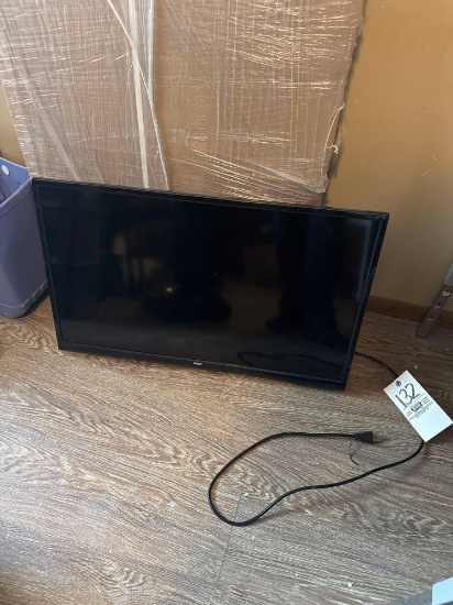 32" RCA tv.