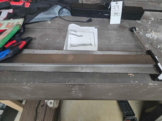 Central Machinery 30" Bending Brake