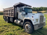 1986 Mack 600 Dump Truck