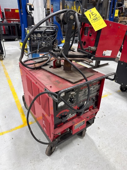 Lincoln ideal arc DC 250 welder with Lincoln LN-7 feeder