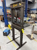 Napa 25 Ton hydraulic shop press