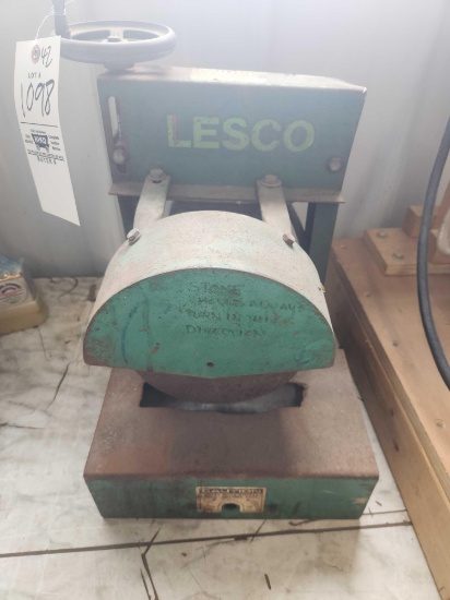 Lesco Tabletop Grinder & Small Pump