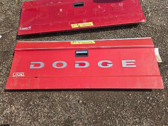 Dodge Dakota Tailgate