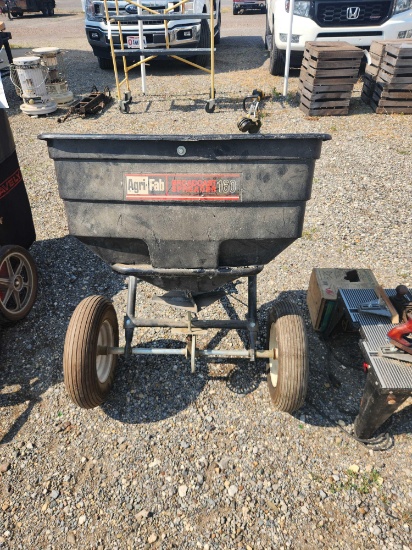 Agrifab Spreader