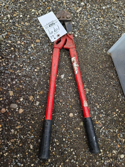 Bolt cutters