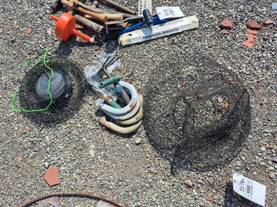 Minnow Traps & Horsehoes