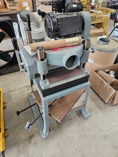 Delta model RC33 13in planer