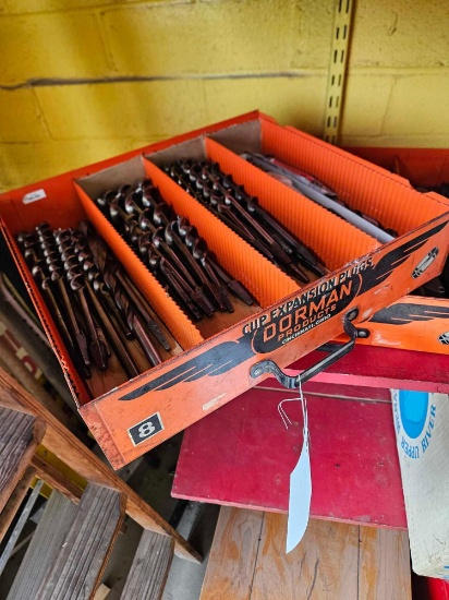 2 Dorman drawers with auger bits and utility cutters