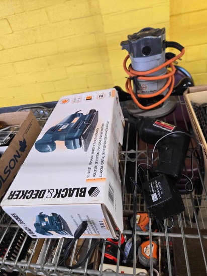 B and D sander and router