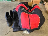 Polaris2xl jacket, size 8 snow boots, snow pants