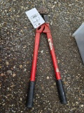 Bolt cutters