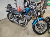 1993 Kawasaki vulcan 750 motorcycle, runs