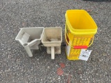 Small Tool Assortment & Handheld Spreader
