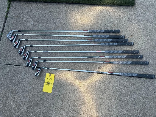 Taylor Made R11 4-P R11 Iron Set, Taylor Made Tour Preferred MC 3 Iron