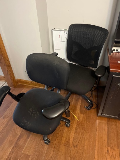 (2) Office Chairs