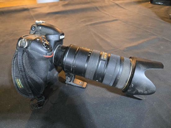 Nikon D4 Camera with Nikon AF-S Nikkor 70-200mm f/2.8G ED VR II lens