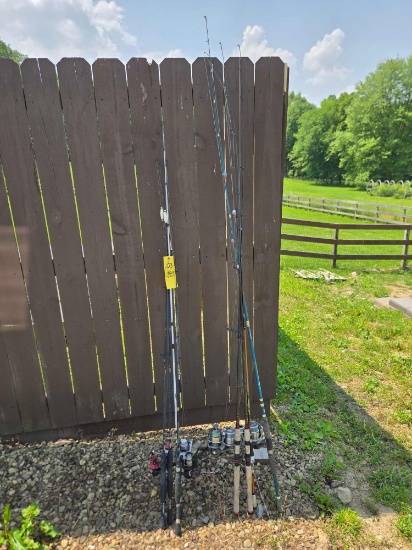 (8) Spinning rods with reels