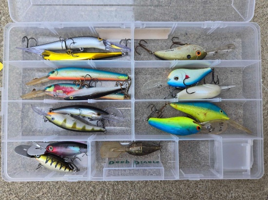 Deep diving crank baits