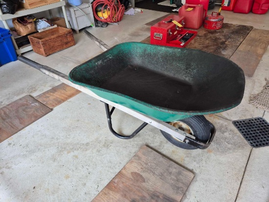 Craftsman Metal Wheelbarrow