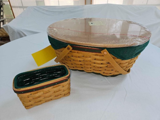 2004 Longaberger Holiday Hostess Basket w/ Small Matching Basket, Liner, Lid, & Protector