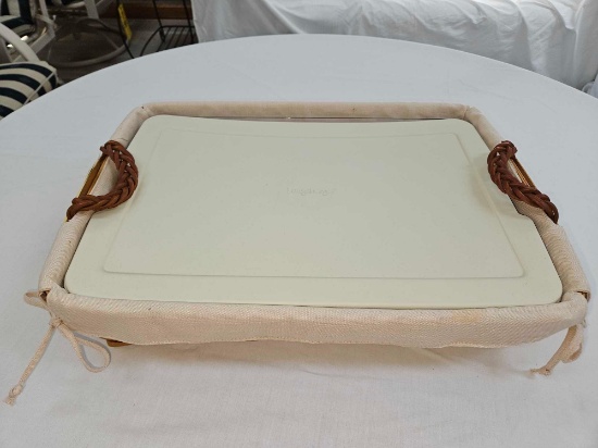2008 Longaberger Serving Basket w/ Lidded Insert & Liner