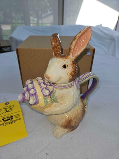 NIB 2005 Longaberger Hand-Painted Stoneware Pottery Bunny Teapot