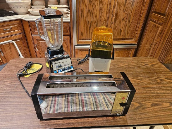 Oster Blender, Westbend Popcorn Popper, Hoover Toaster