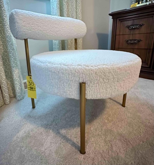 accent chair
