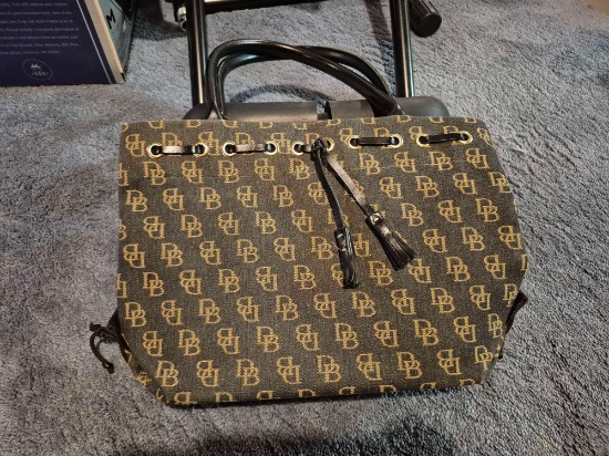 Dooney & Bourke Hand Bag