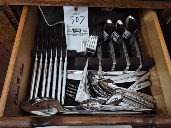 Oneidacraft Stainless Steel Flatware Assortment