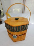 1997 Longaberger Large Hexagonal Snowflake Basket w/ Liner, Lid, & Stackable Organizer Protectors