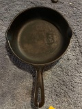 No.5 Cast Iron Skillet