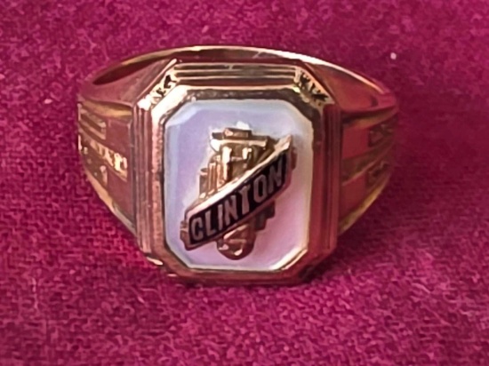 Marked 10Kt Gold Class Ring 1935 Clinton 4.9 Grams
