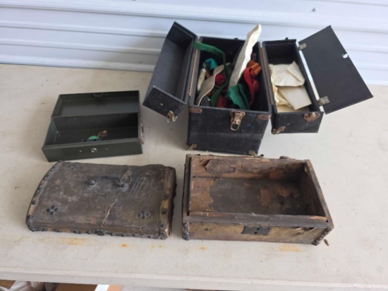 Fold Out Box, Metal Box, Early Doll Size Trunk Rough