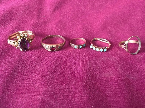 5 Early Rings Appears To Be Gold Not Marked 7.4 Grams
