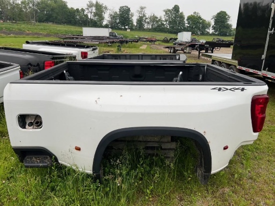 2021+ Chevy take-off dually bed
