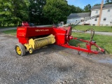New Holland 315 square baler with belt thrower