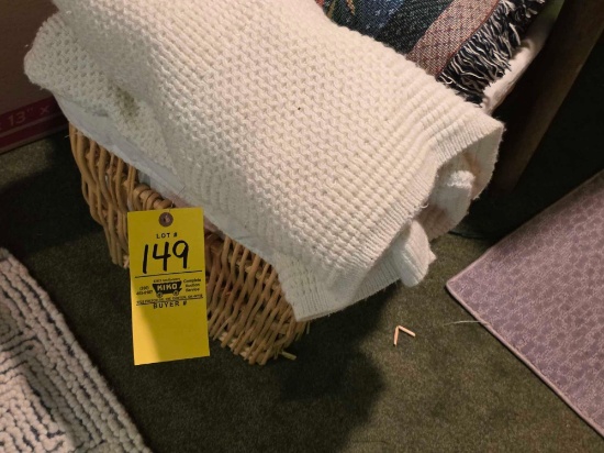 Basket & Blankets