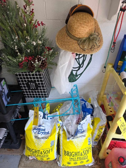 Softner Salt, Decor, Hat, Plug