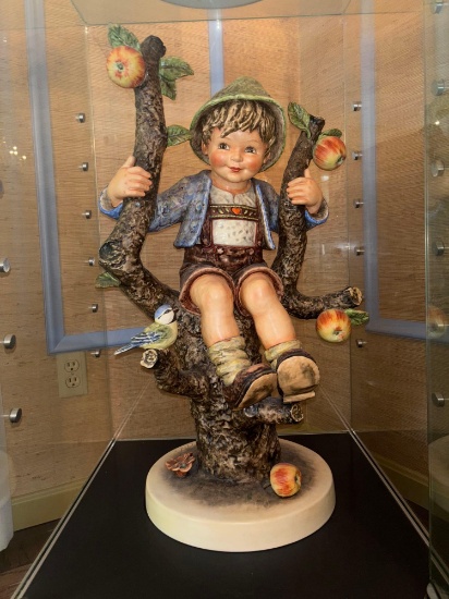 Jumbo Hummel Apple Tree Boy 32" Tall 142/X