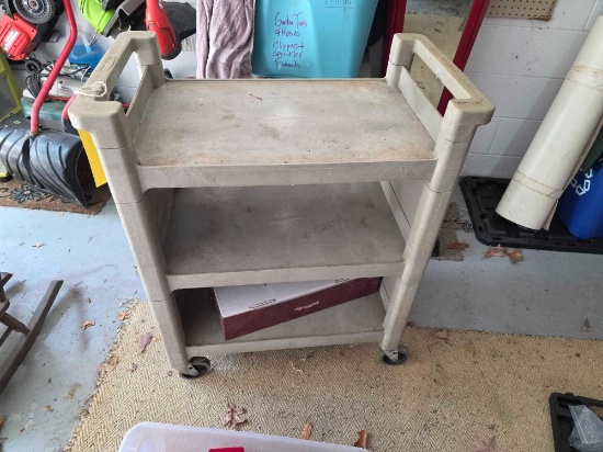 Rubbermaid Rolling Shelf