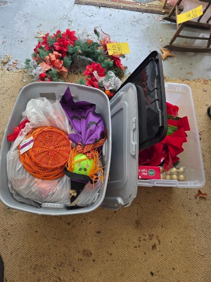 Halloween & Christmas Decor